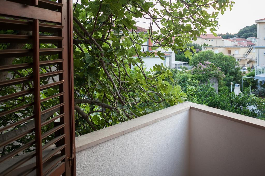 Kornelija 2 Apartamento Podgora Quarto foto